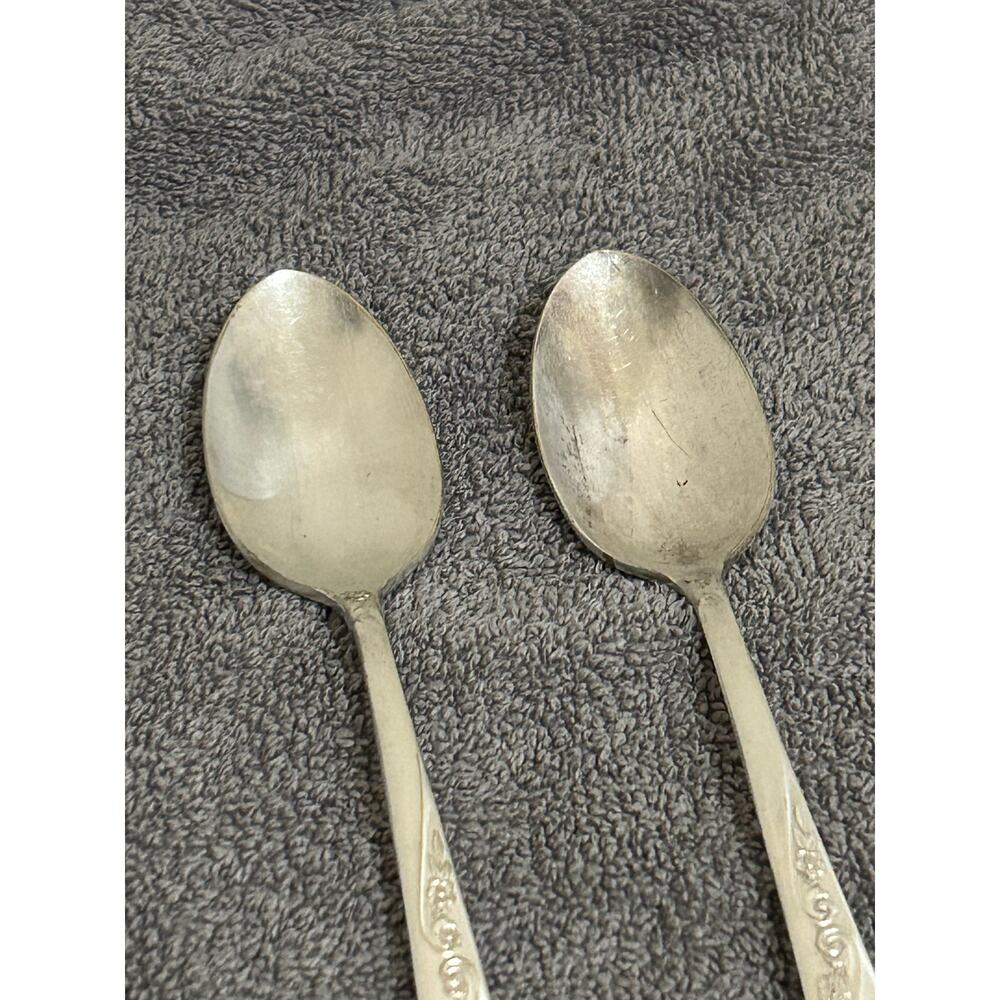 Vintage 1953 Revelation II Silverplate 2 Spoons by International Silver Bridal - Picture 3 of 10